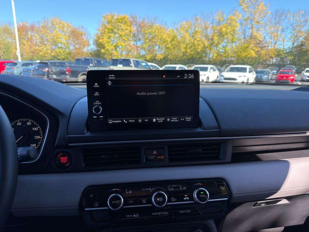 new 2025 Honda Pilot car, priced at $49,266