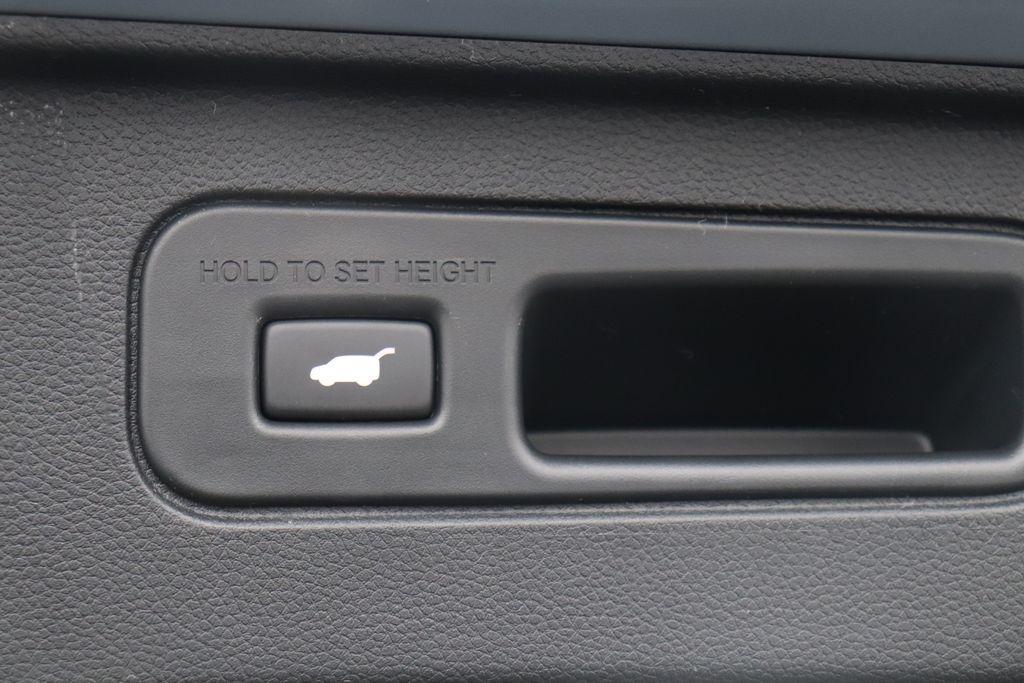 new 2025 Honda Pilot car, priced at $53,390