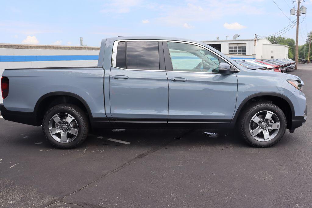 new 2025 Honda Ridgeline car, priced at $42,468