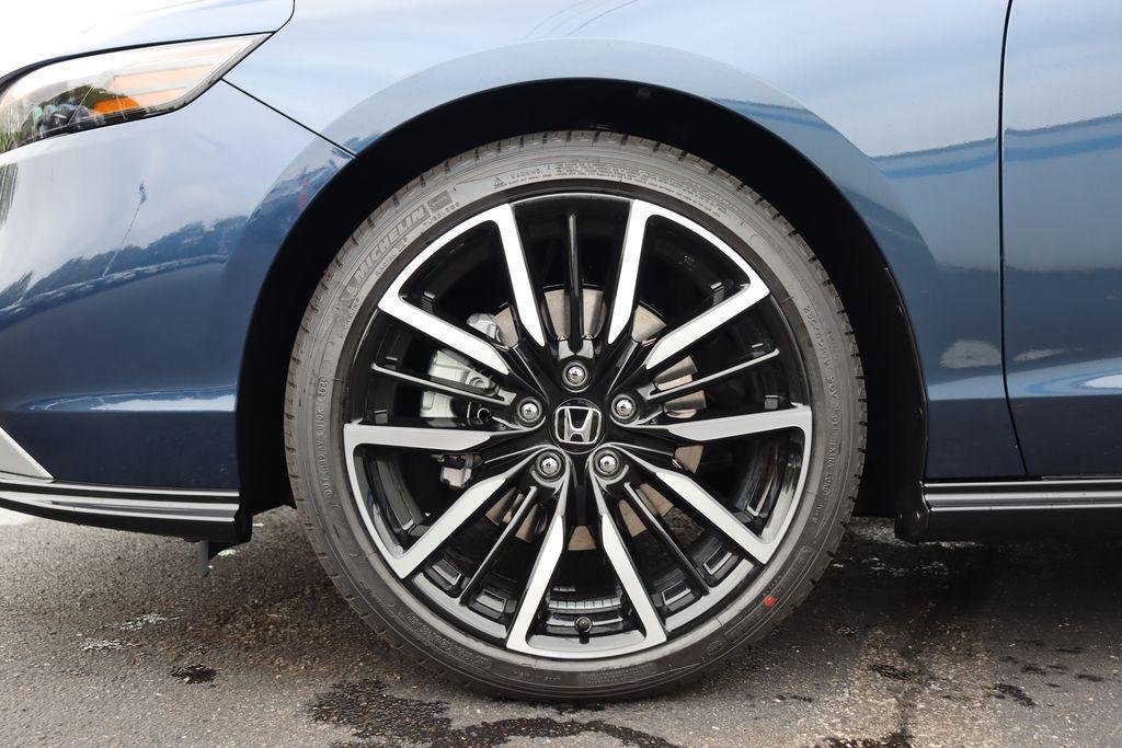 new 2025 Honda Accord Hybrid car, priced at $38,950