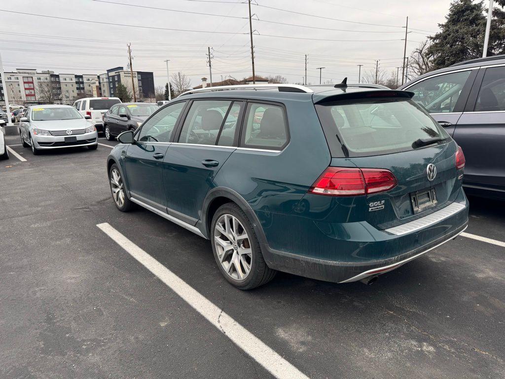 used 2019 Volkswagen Golf Alltrack car