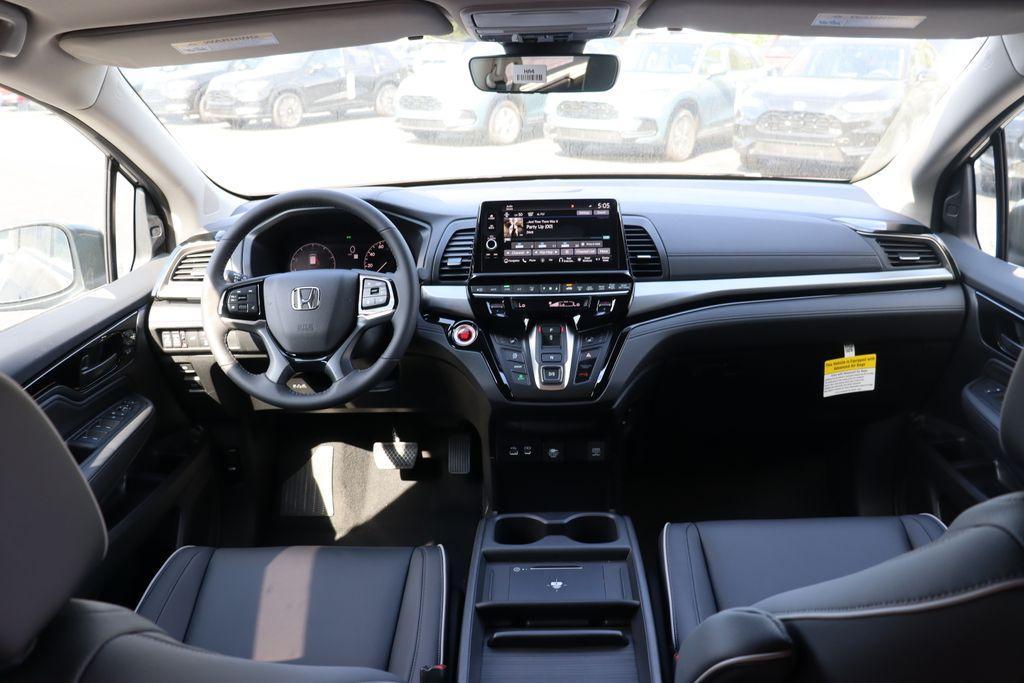 new 2026 Honda Odyssey car, priced at $46,855
