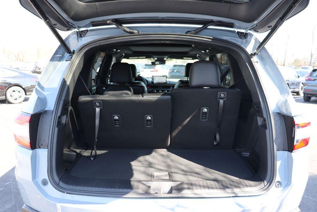 new 2025 Honda Pilot car, priced at $52,127