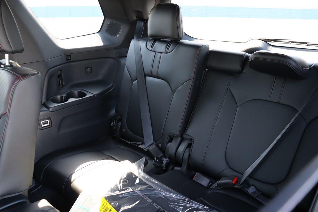 new 2025 Honda Pilot car, priced at $52,127