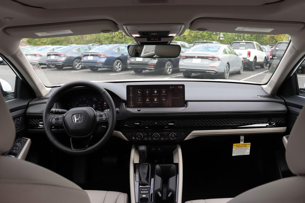 new 2024 Honda Accord Hybrid car, priced at $34,371