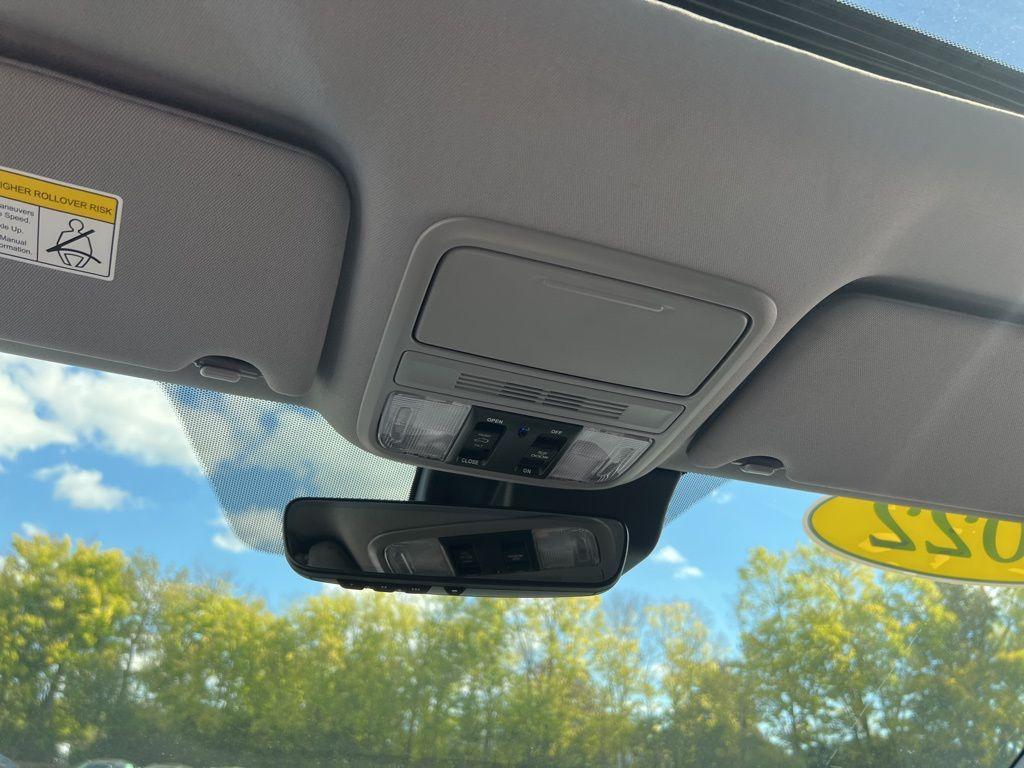 used 2022 Honda Pilot car, priced at $31,494