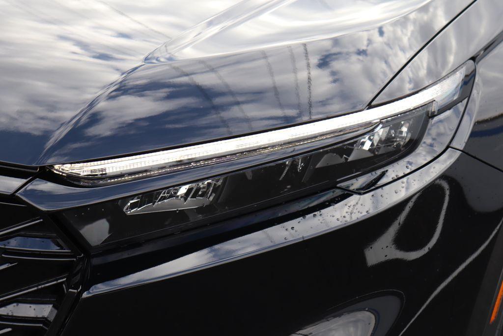 new 2025 Honda CR-V Hybrid car, priced at $36,545