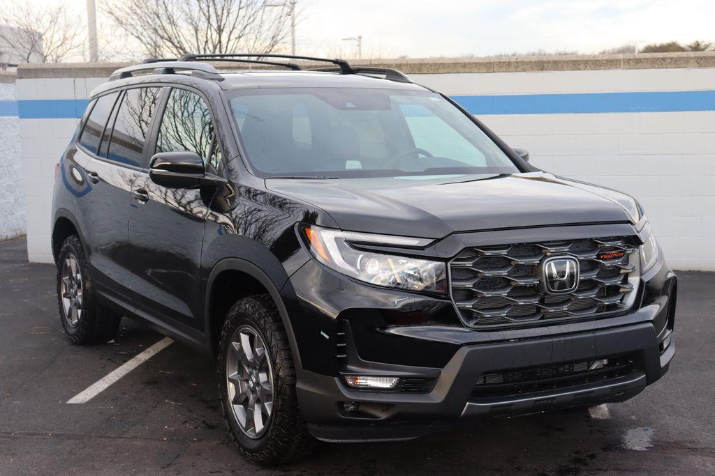 new 2025 Honda Passport car, priced at $44,299