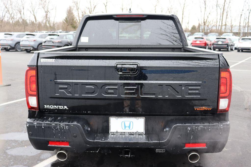 new 2025 Honda Ridgeline car, priced at $44,338