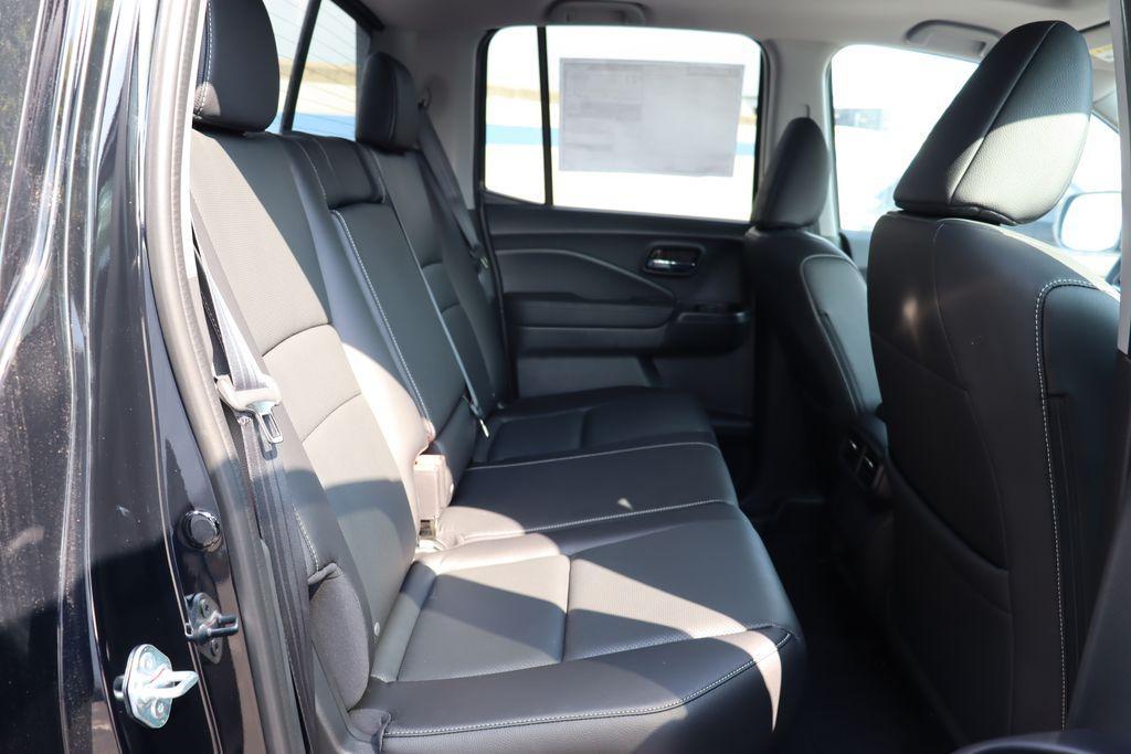 new 2025 Honda Ridgeline car, priced at $41,866