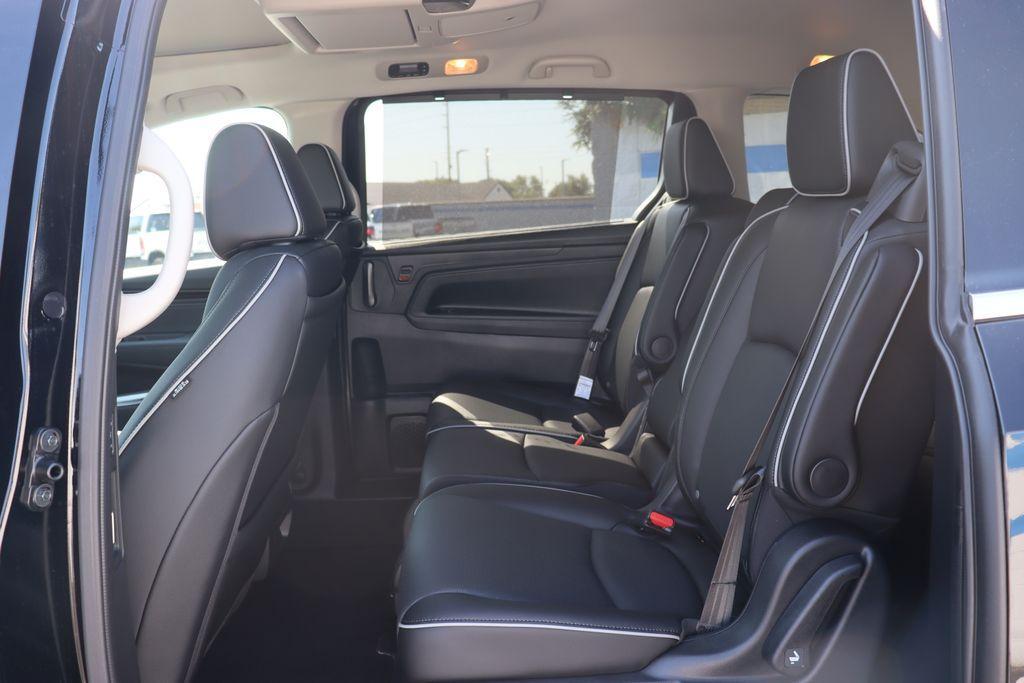 new 2026 Honda Odyssey car, priced at $49,325