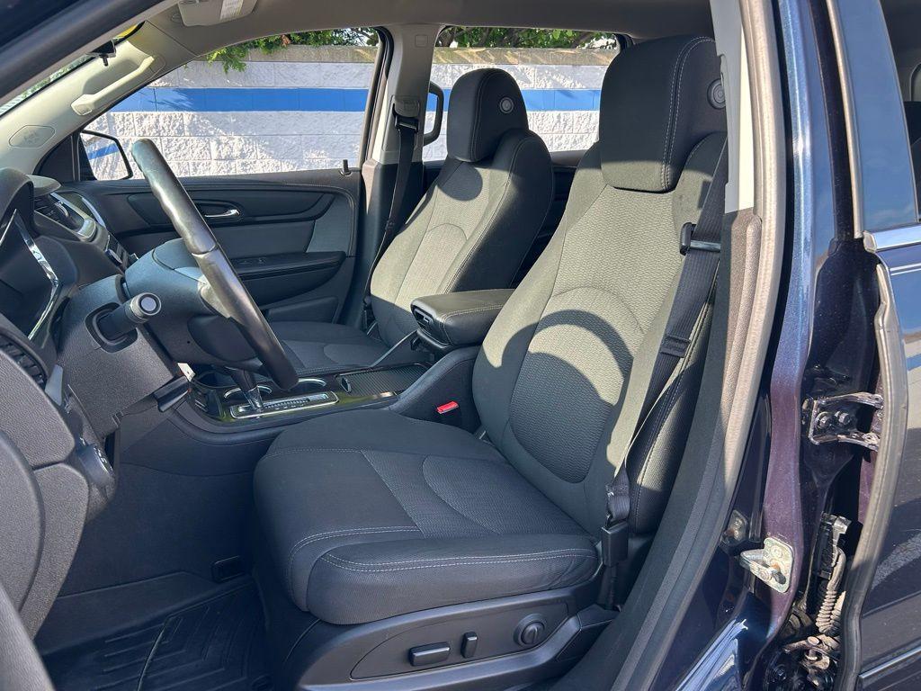used 2016 Chevrolet Traverse car, priced at $10,795
