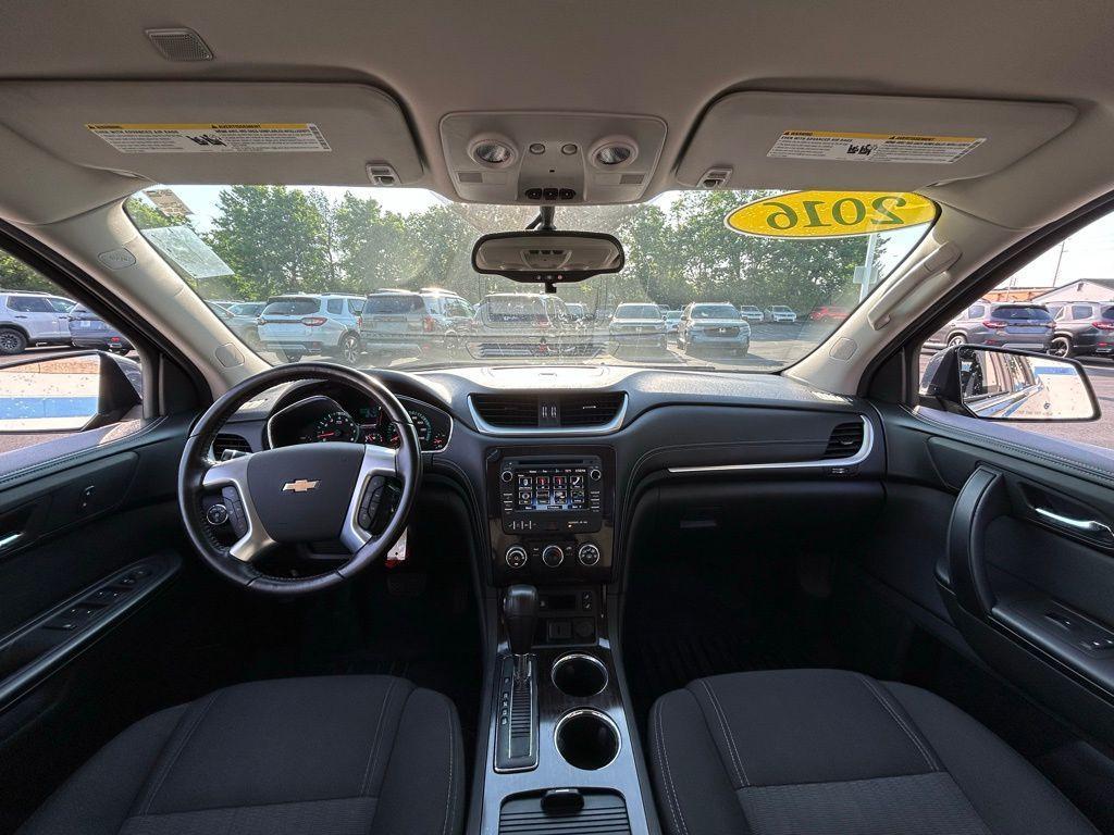 used 2016 Chevrolet Traverse car, priced at $10,795