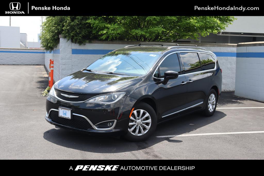 used 2017 Chrysler Pacifica car, priced at $12,945