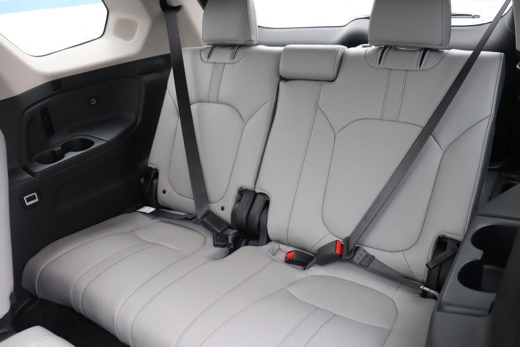 new 2025 Honda Pilot car, priced at $49,505