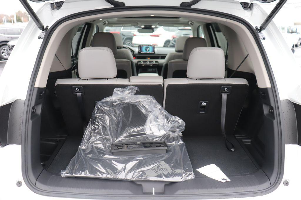 new 2025 Honda Pilot car, priced at $49,505