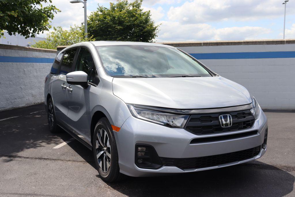 used 2026 Honda Odyssey car, priced at $43,290