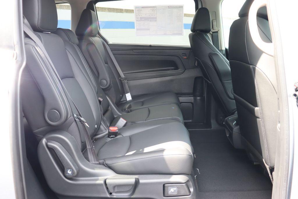 used 2026 Honda Odyssey car, priced at $43,290