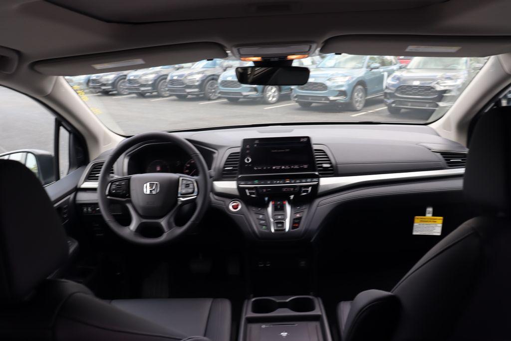 used 2026 Honda Odyssey car, priced at $43,290