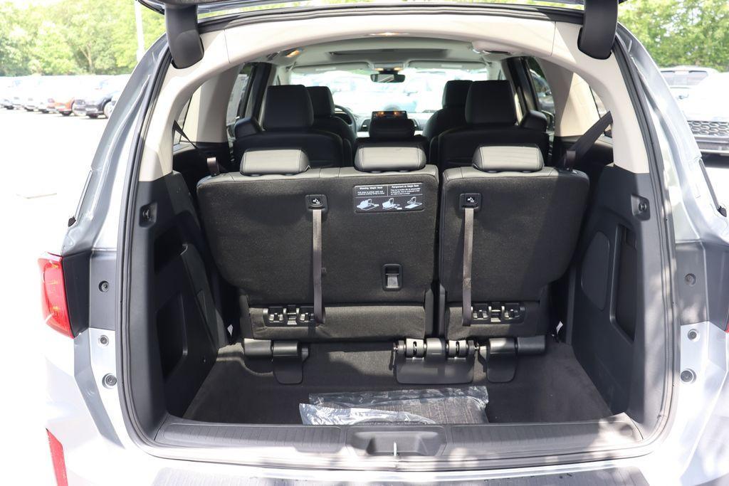 used 2026 Honda Odyssey car, priced at $43,290