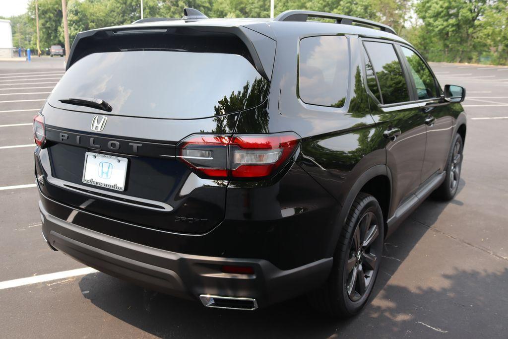 new 2025 Honda Pilot car, priced at $42,195