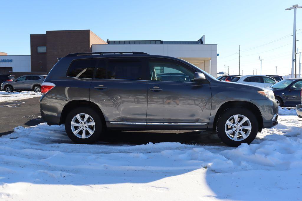 used 2011 Toyota Highlander car, priced at $12,491