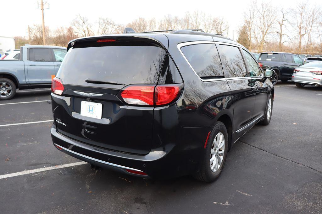 used 2017 Chrysler Pacifica car, priced at $14,991