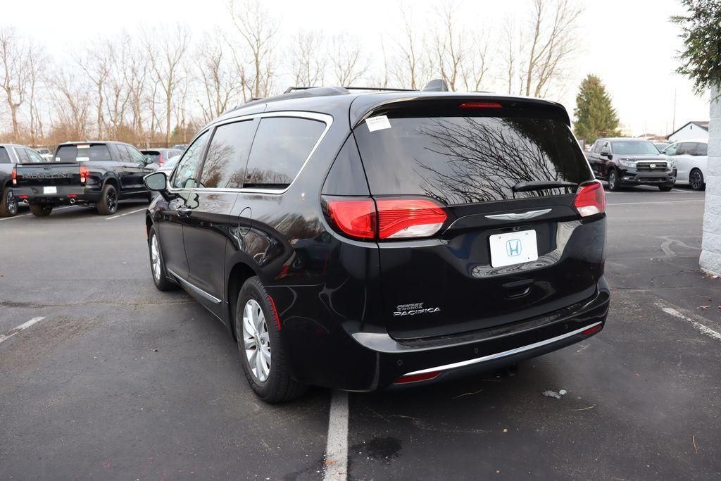 used 2017 Chrysler Pacifica car, priced at $14,991