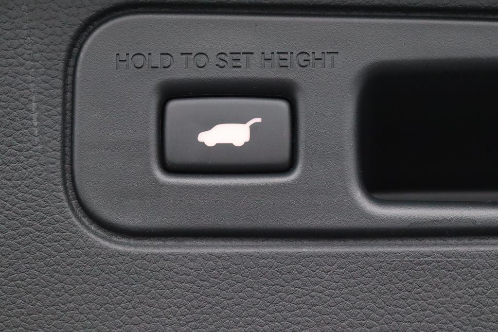 new 2025 Honda Pilot car, priced at $47,924