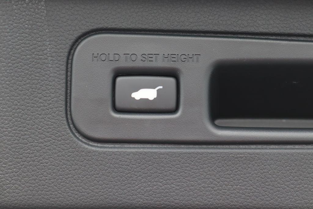 new 2025 Honda Pilot car, priced at $49,050