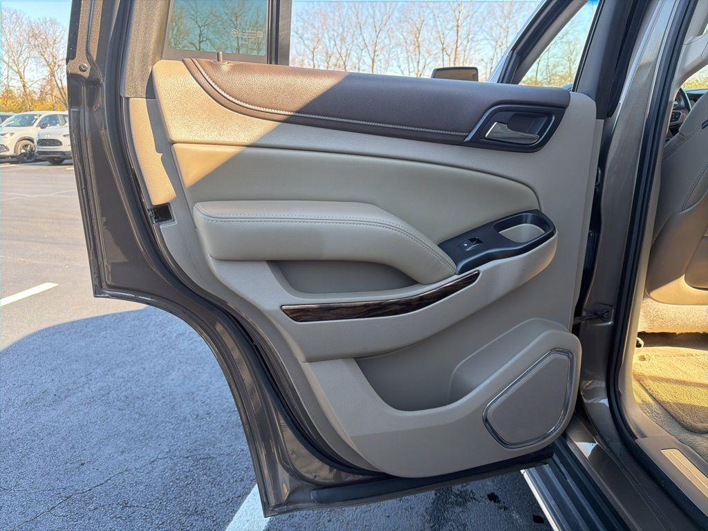 used 2015 GMC Yukon car, priced at $18,492