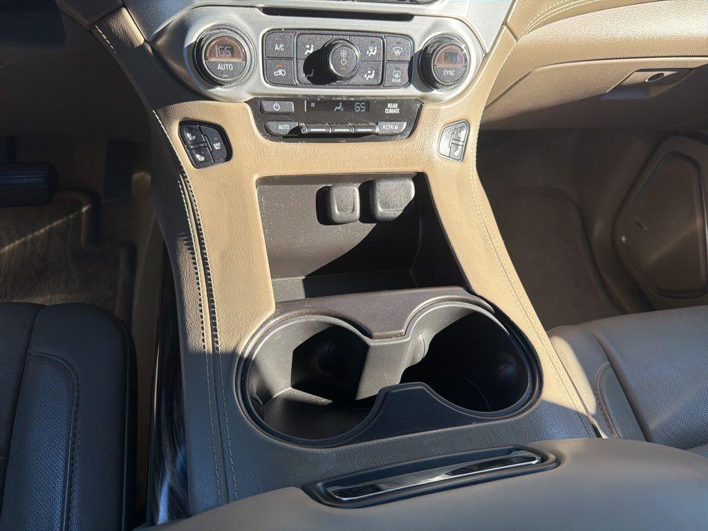 used 2015 GMC Yukon car, priced at $18,492