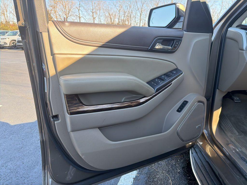 used 2015 GMC Yukon car, priced at $18,492