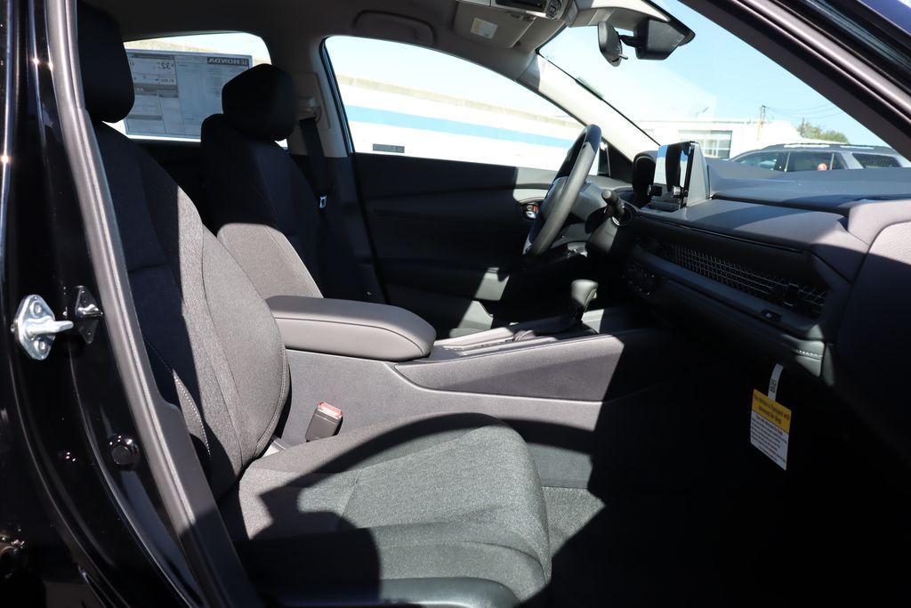 new 2025 Honda Accord car, priced at $28,357