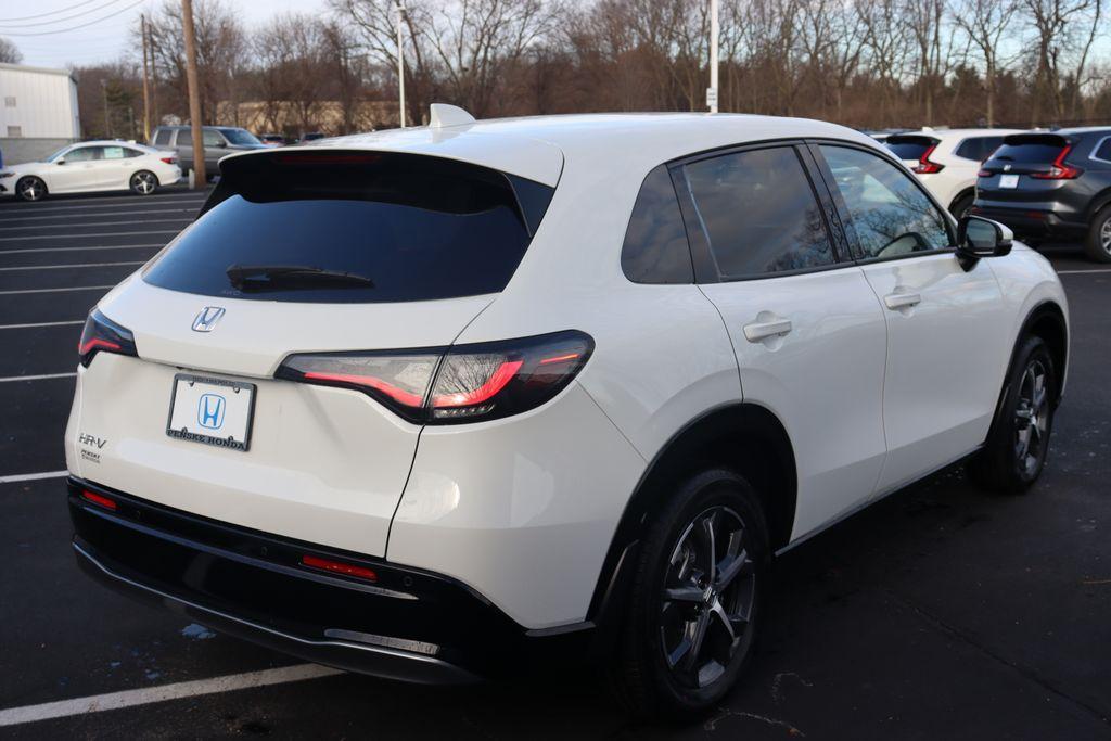 new 2025 Honda HR-V car, priced at $32,805