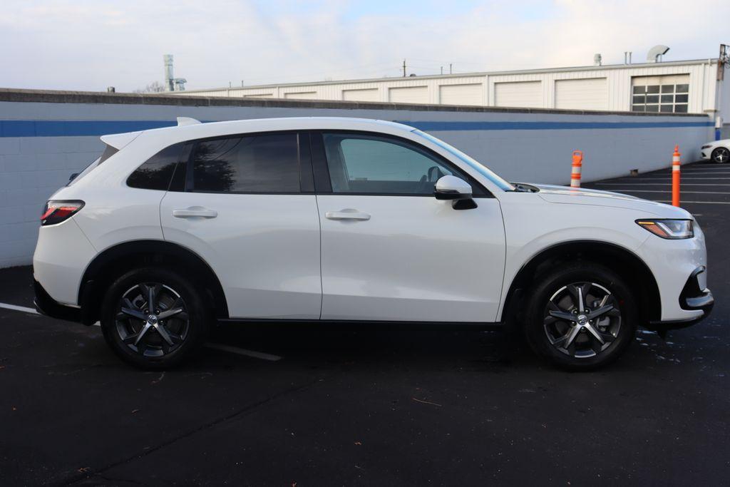 new 2025 Honda HR-V car, priced at $32,805