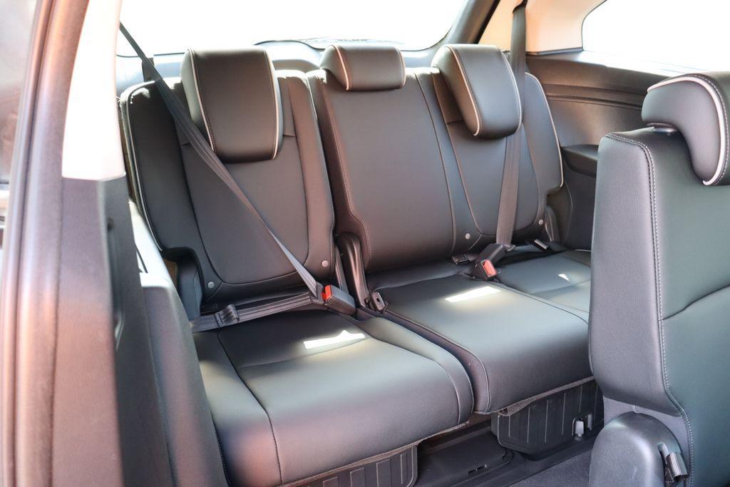 used 2025 Honda Odyssey car, priced at $46,005