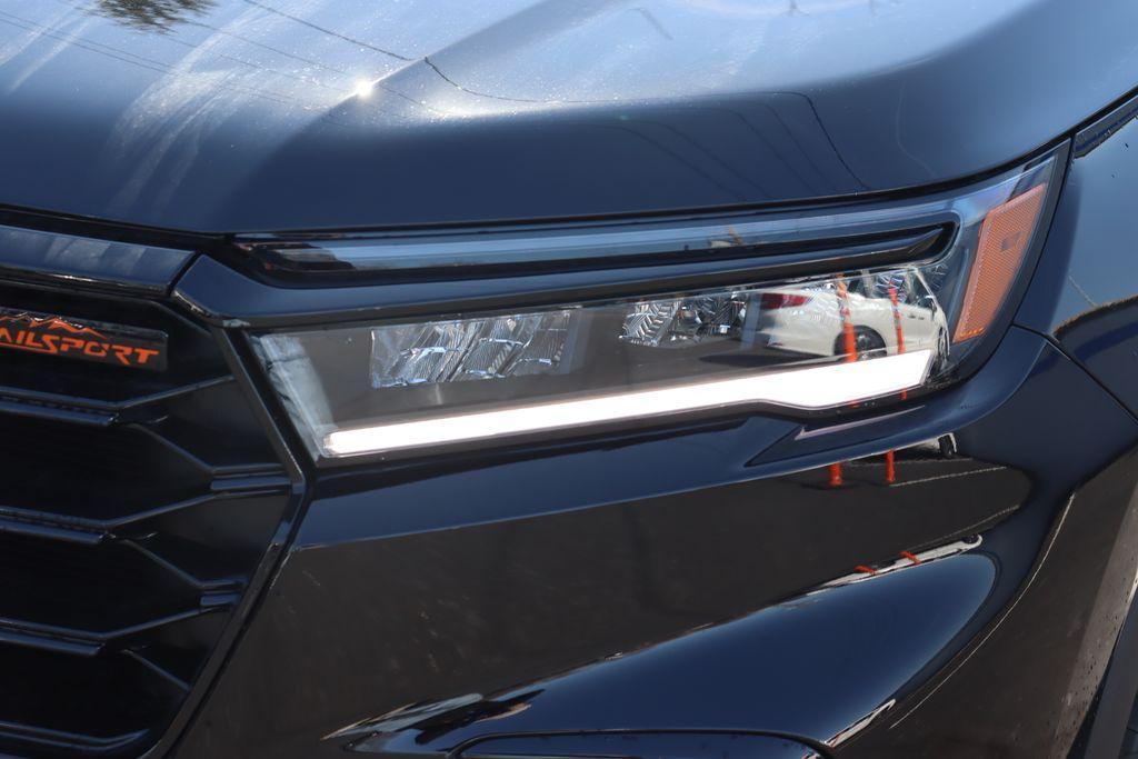 new 2025 Honda Pilot car, priced at $48,293