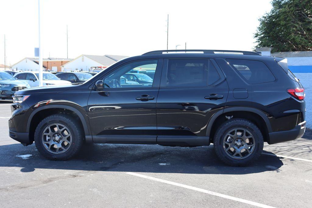 new 2025 Honda Pilot car, priced at $48,293