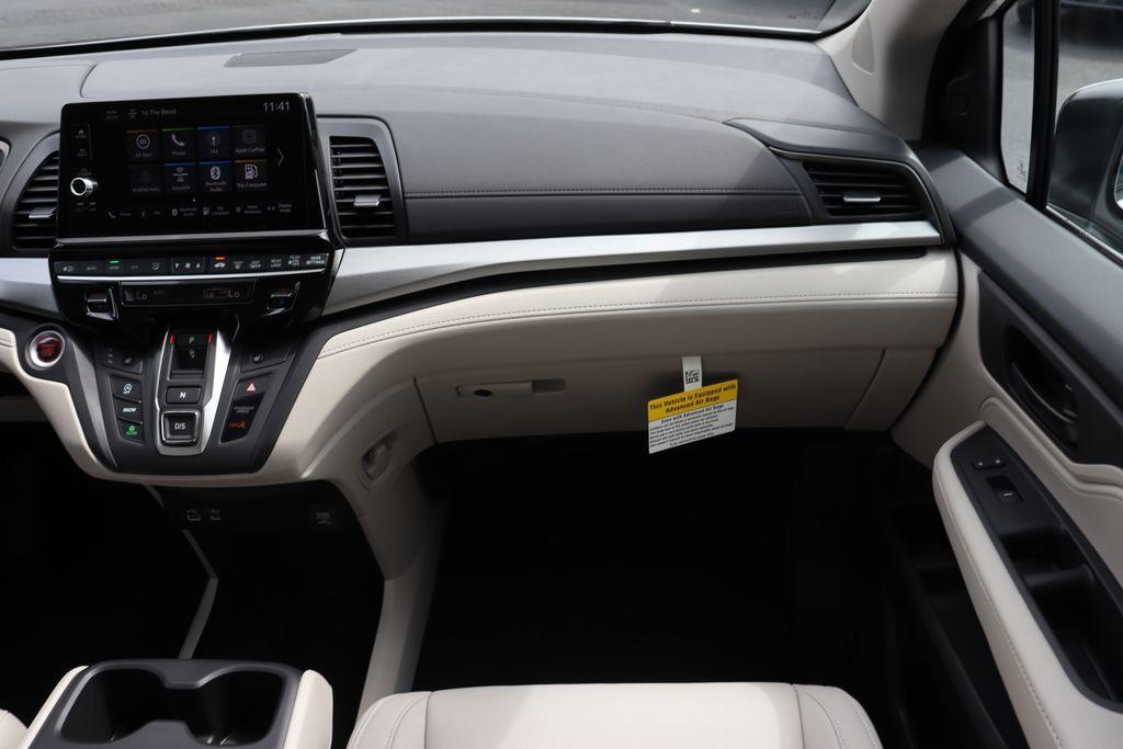 new 2025 Honda Odyssey car, priced at $42,625