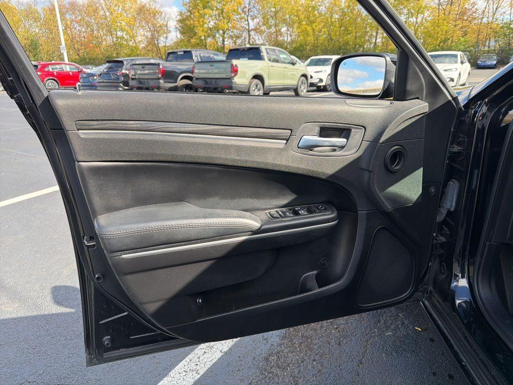 used 2021 Chrysler 300 car, priced at $23,491