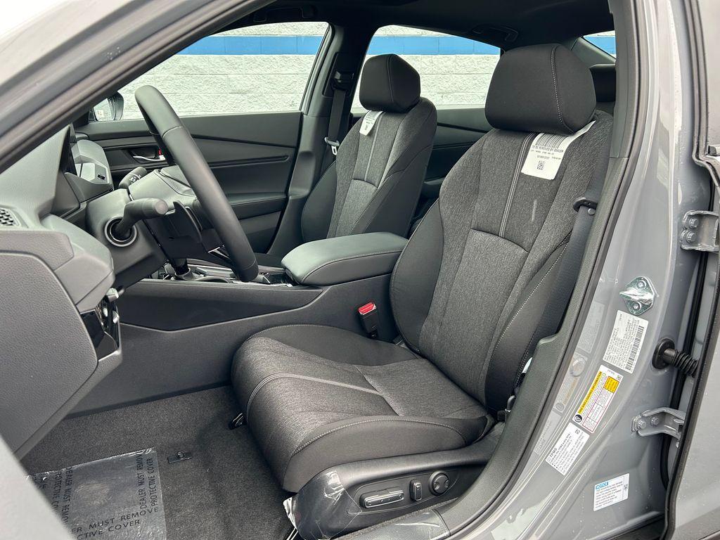 new 2025 Honda Accord Hybrid car, priced at $33,800