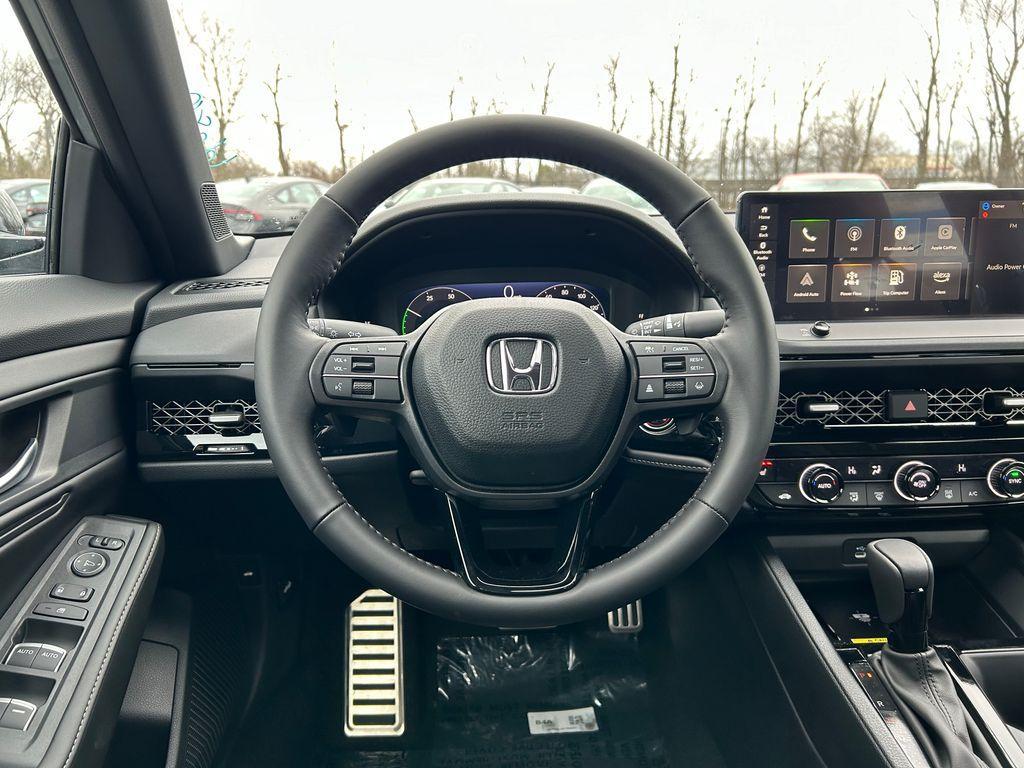 new 2025 Honda Accord Hybrid car, priced at $33,800