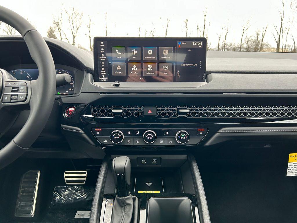 new 2025 Honda Accord Hybrid car, priced at $33,800