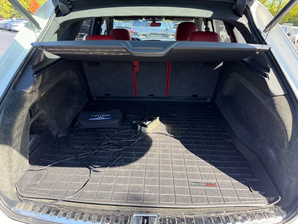 used 2023 Bentley Bentayga car, priced at $152,995