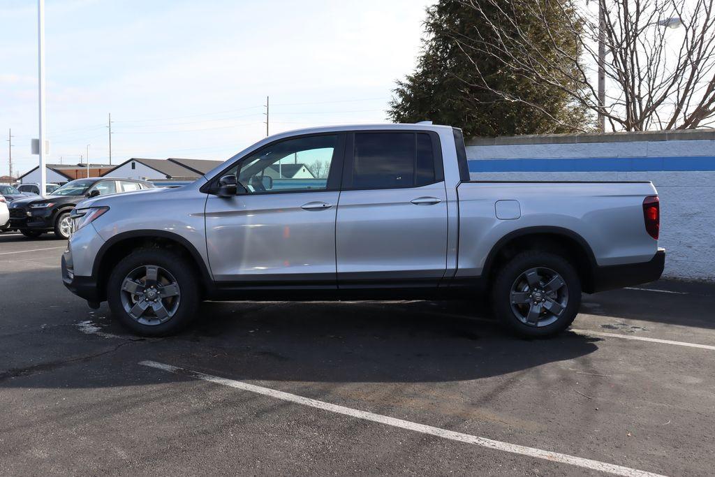 new 2025 Honda Ridgeline car, priced at $44,347