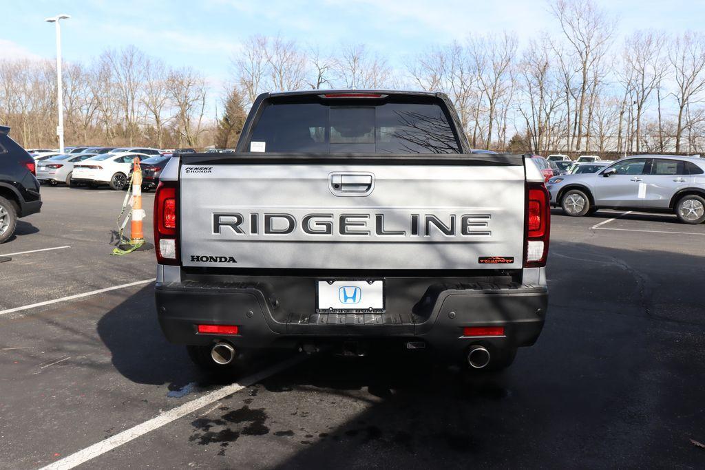 new 2025 Honda Ridgeline car, priced at $44,347