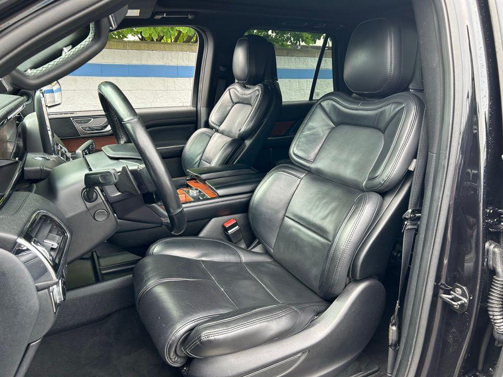 used 2020 Lincoln Navigator car, priced at $36,293