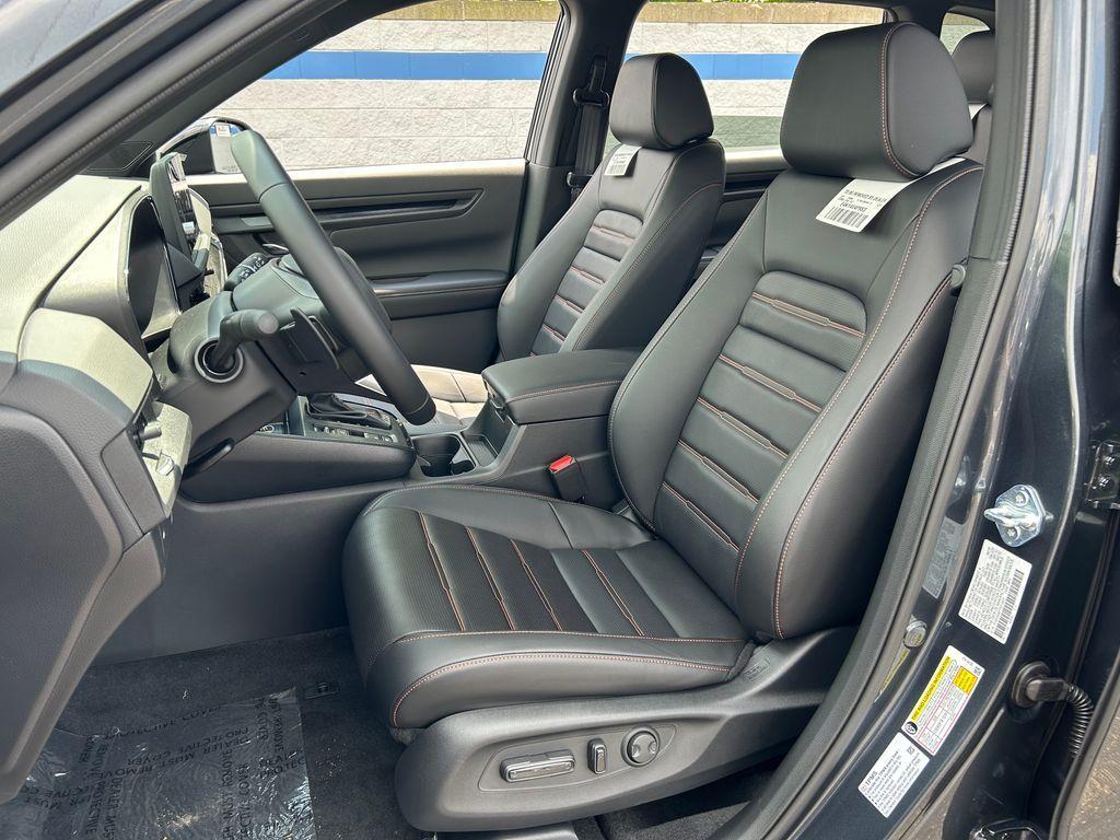 new 2026 Honda CR-V Hybrid car, priced at $39,890