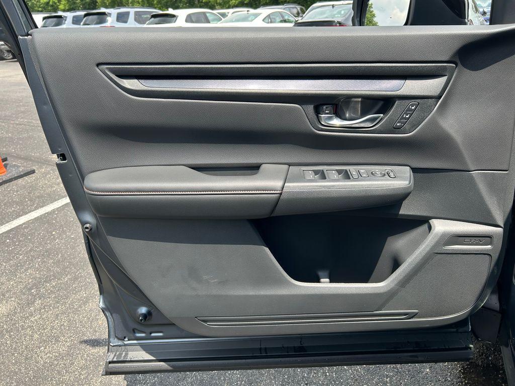 new 2026 Honda CR-V Hybrid car, priced at $39,890